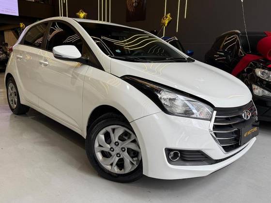 HYUNDAI HB20 1.6 COMFORT PLUS 16V FLEX 4P MANUAL